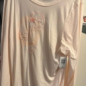 283- NWT Torrid pink Graphic Long Sleeve Top